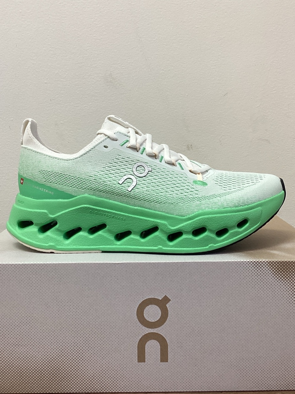 Men’s ON CloudSurfer Max
